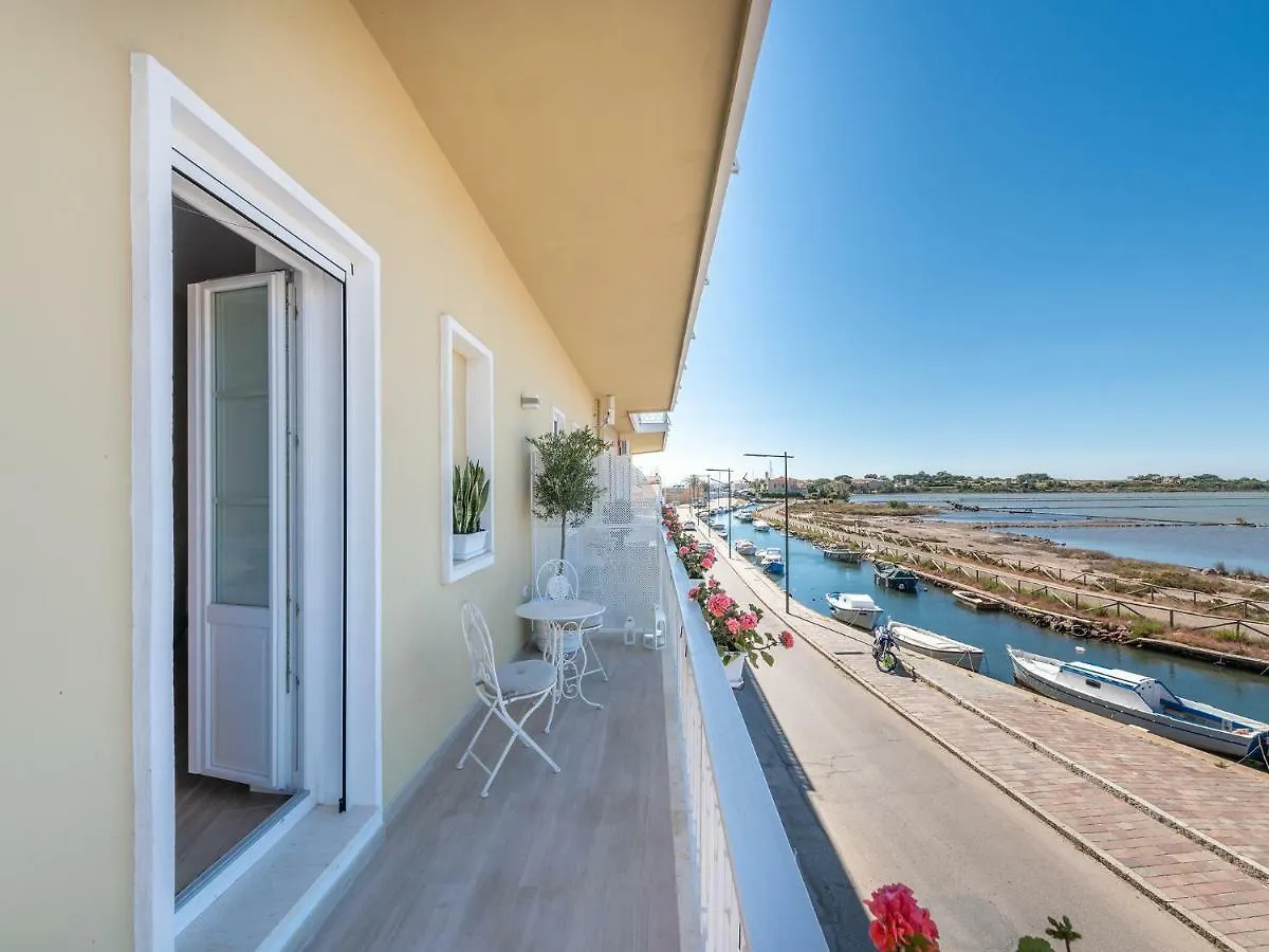Affittacamere Aquamadre Suites Carloforte