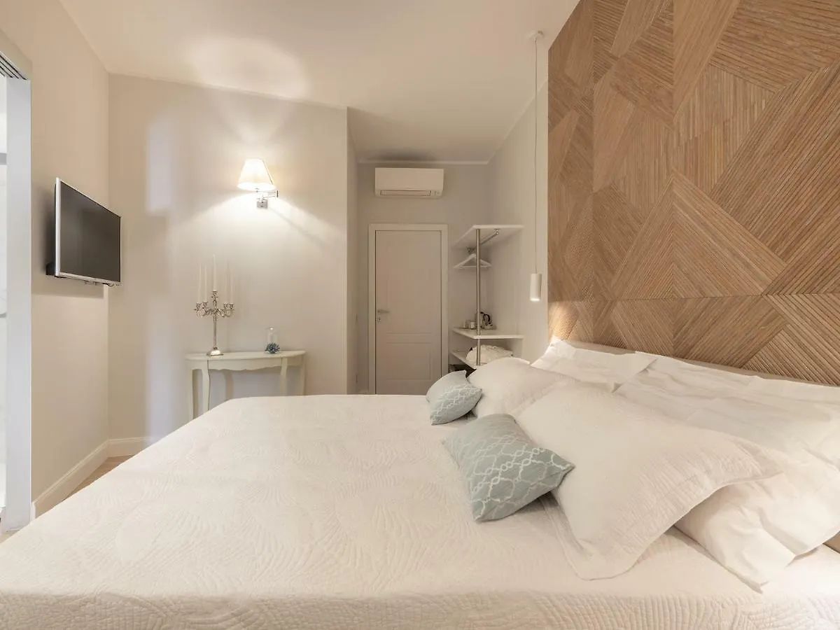 Aquamadre Suites Carloforte  Affittacamere